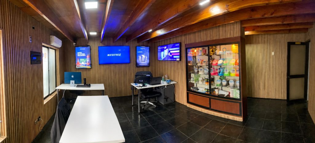 Tienda física Mafostore: vista panorámica del primer piso